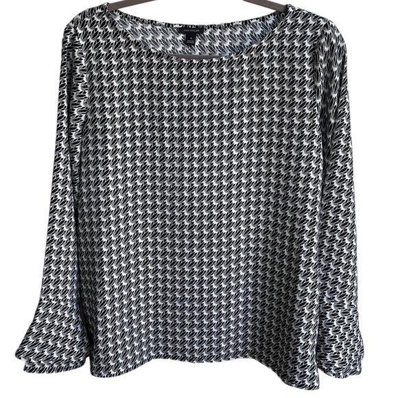 Ann Taylor Boatneck Black & White Floral Print Blouse - Picture 3 of 11